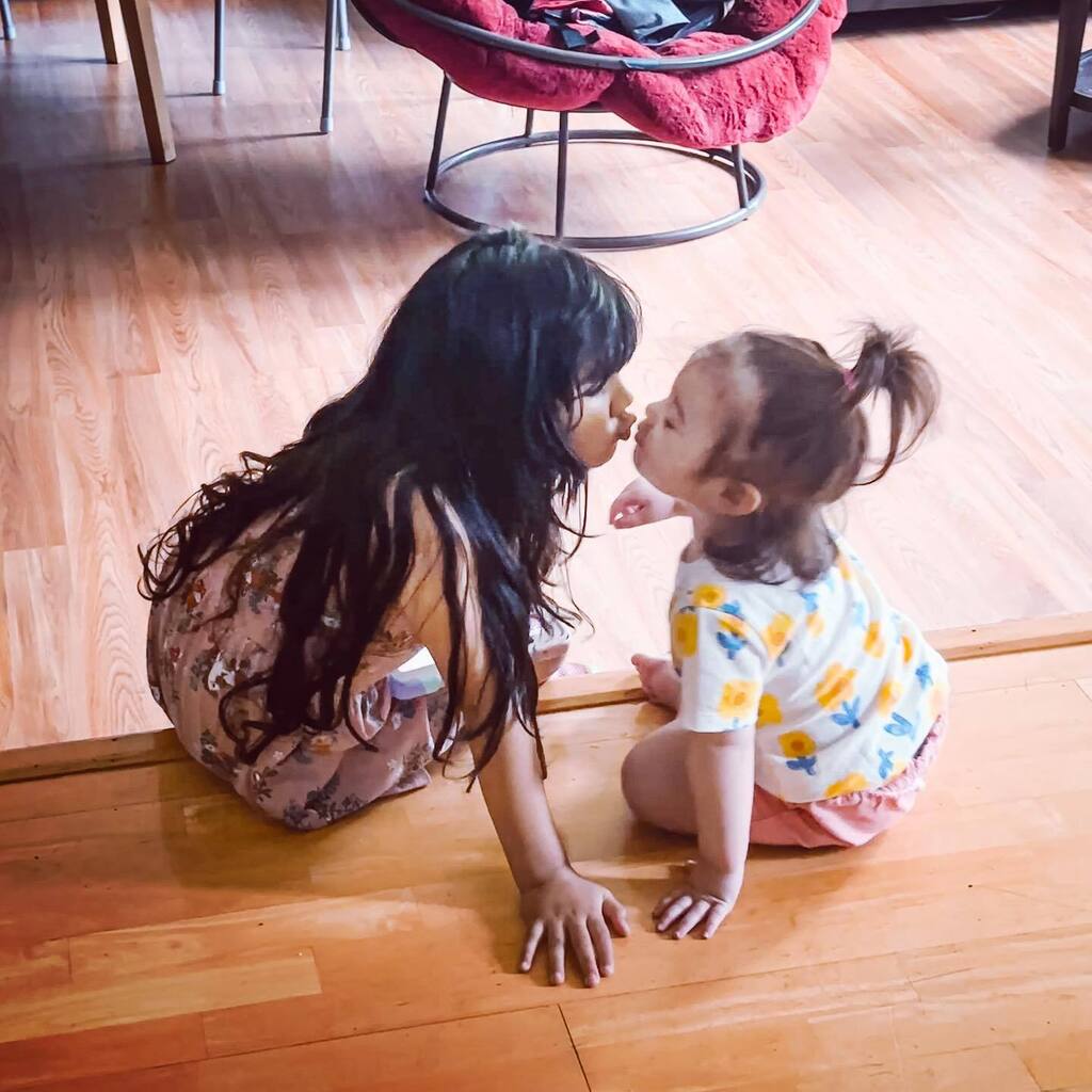 I meannnn 🥺
.
.

#CameronErin #CamCam #RileySarang #Riley #LittleLatorre #thelatorres #twogirls #ourgirls #daughters #kids #girls #sisters #sistersister #girlmom #mommyandme #mommyofTWO #momlife #partyoffour #thisisseven #thisisone #letthembelitte #l… instagr.am/p/CsfGg8BtPgc/