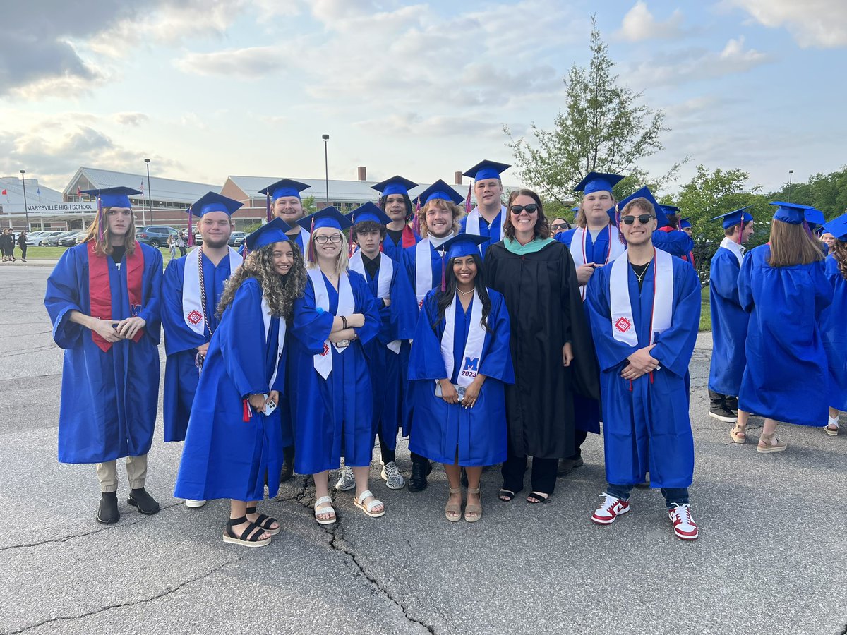 MrsYoungMath's tweet photo. Congrats to the Class of 2023! To my crew I handed a diploma tonight … it was an honor and a privilege.  Good luck on the next adventure. Make good decisions. ❤️ https://t.co/wVhVM0FKtq