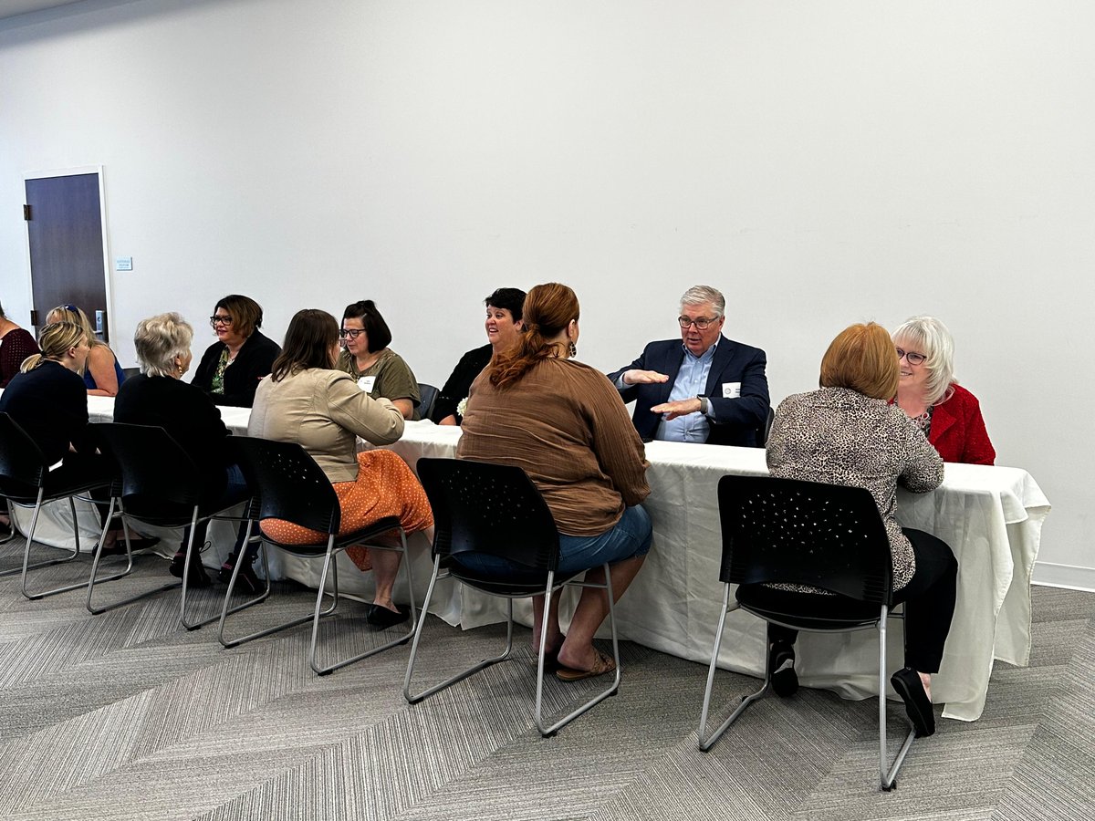 BeehiveIns's tweet photo. Investing in team relationships is an investment in the success of your company. At our Account Manager Summit, we encouraged our teams from various offices to learn more about each other's interests, hobbies, families and goals. 

#TeamBuilding #Trust #Business https://t.co/igiwDVbGaU