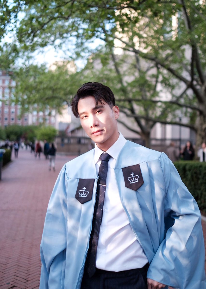 👨‍🎓หล่อแบบ Combo Set✨

#Tul_Pakorn
#CongratsTyler_Tul