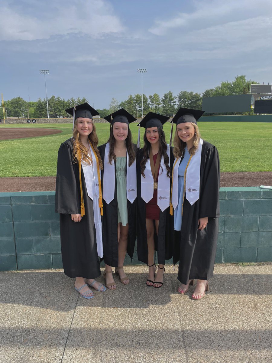 flanagangrace01's tweet photo. That’s a wrap on year 3!! I’m grateful for the people and friendships that Quincy has brought me these past 2 years!  I’m excited for the upcoming next 2 years at Briar Cliff for the opportunity to continue my basketball career and earn a dual masters🎓 Go Chargers 💙💛 https://t.co/NwlQK8QDSj