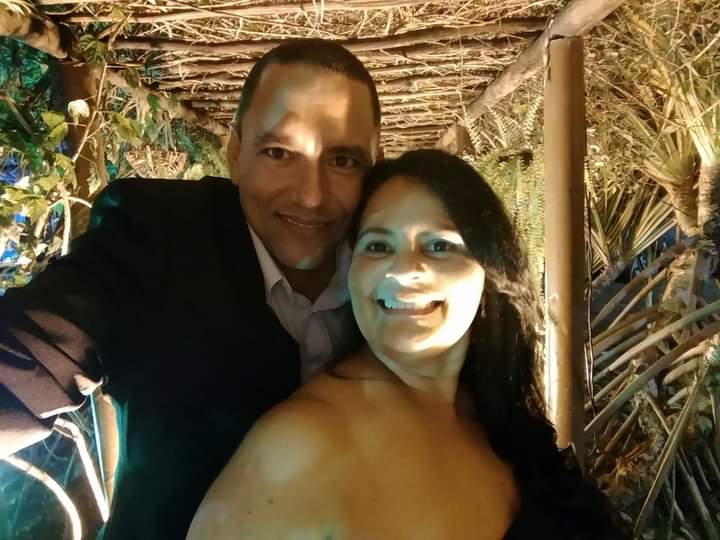 🇧🇷 É linda né que se fala?
🇺🇲 It's beautiful isn't that you talk?