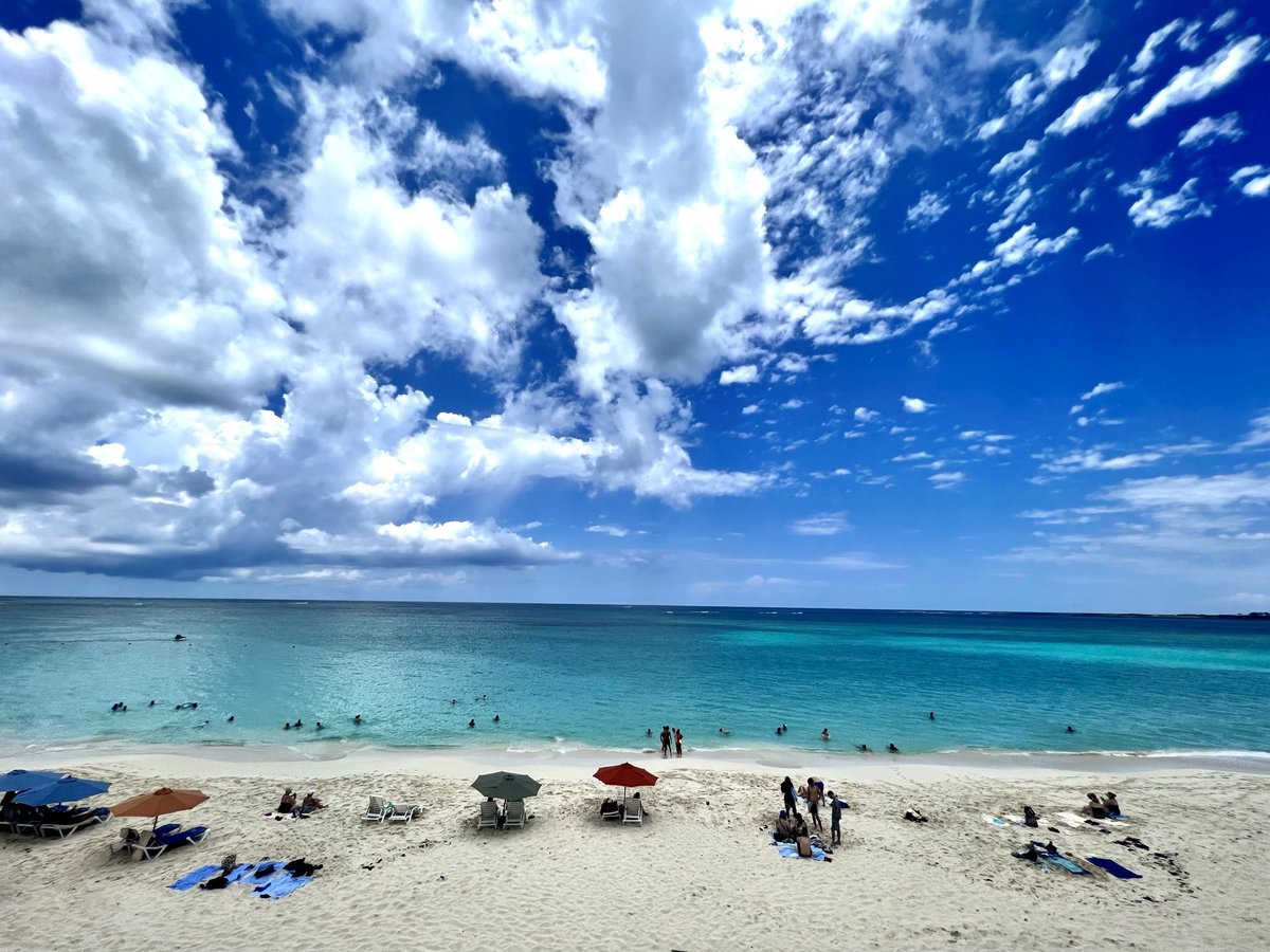 Lovin our time in @Nassau_Bahamas ! #vacationmode #beach #CabbageBeach