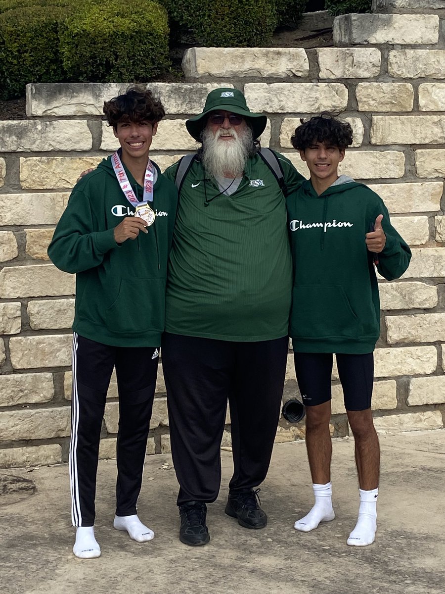 PRAISE GOD 
Today I had a very successful time at <a href="/TTFCA/">TTFCA</a> Meet of Champions‼️ 
I ran a PR of 1:50.29 (53/57 splits) to take first!!!!