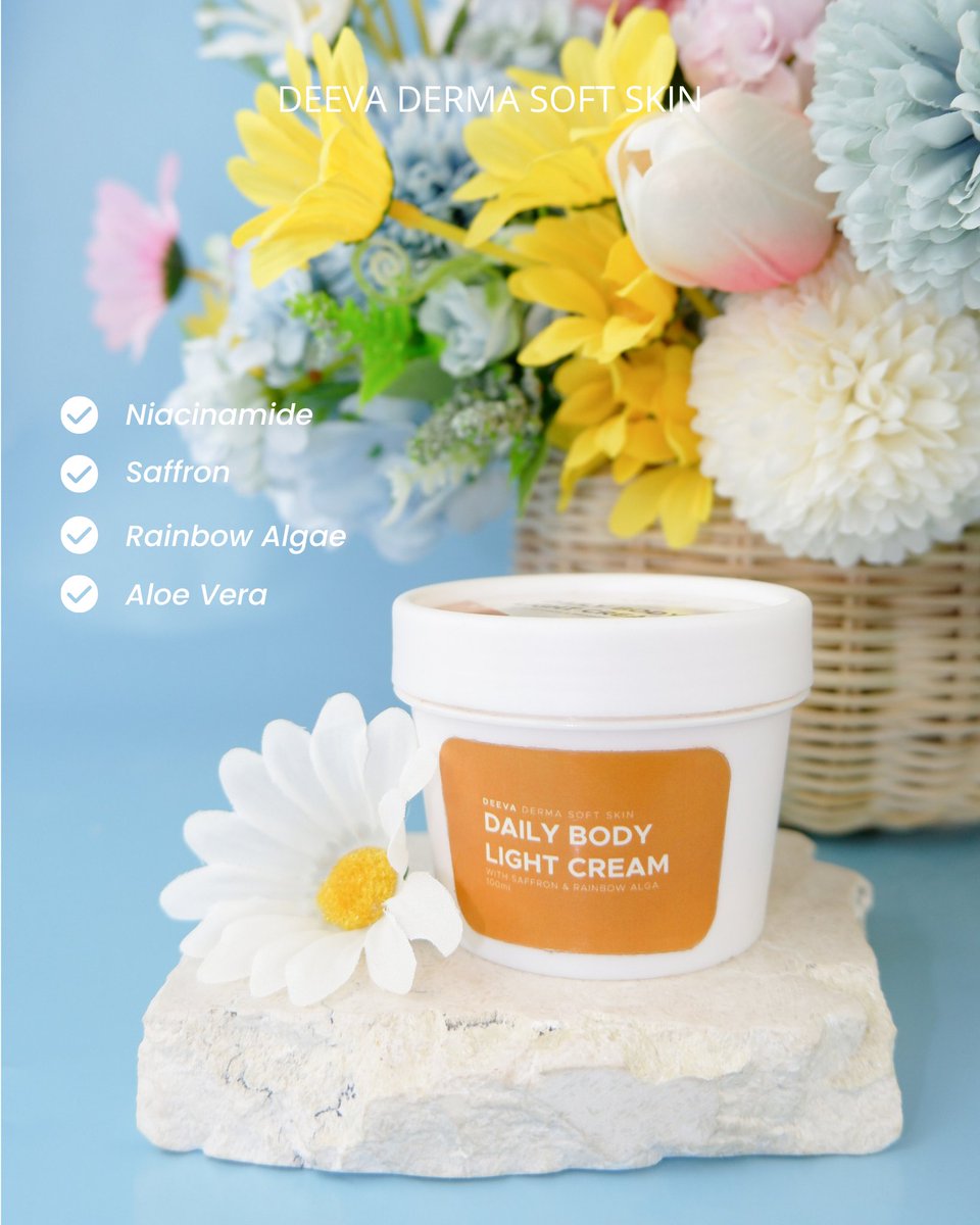 Deevacenter's tweet photo. Punya masalah dengan kulit belang dan kusam? Nih Mindee punya solusinya. Pakai Body Light Cream DeeVa Derma Soft Skin, dengan kandungan niacinamide bikin kulit auto glowing dan cerah seketika dari pemakaian pertama 🤩 ✨
#ItsAboutDeeVa #BodyLightCream #DeeVaDermaSoftSkin https://t.co/ALNoTsSNyi