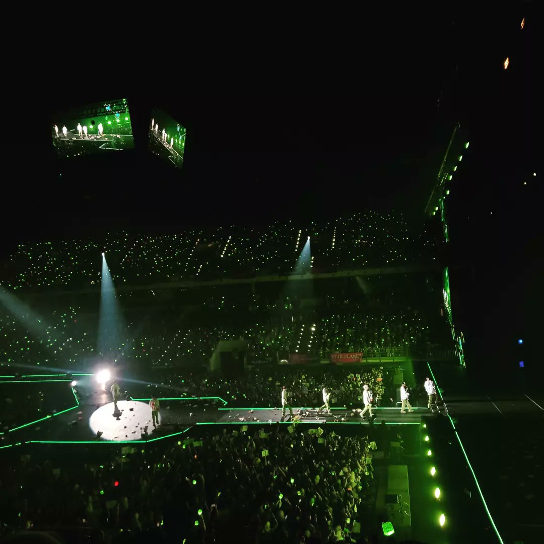 Numai_SARA's tweet photo. thanks a lot for coming to malaysia....i am so proud to be nctzen...i really happy and i can't forget about this moment until the end of my life....

💚 THANK YOU 7 DREAM 💚 https://t.co/LEdTsJC4VK