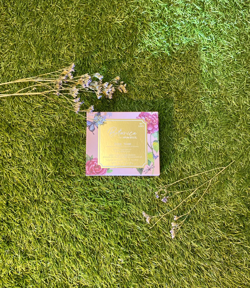 myathletebox's tweet photo. “Loving these 2 products b/c they provide luxury self-care!
🧖🏼‍♀️ @SpongelleLLC Buffer
🧖🏼‍♀️ @triflecosmetics Overnight Hydrating Face Mask
Check out @myathletebox for a monthly curation of super fun, high vibe products for fitness-focused, self care loving badasses!” — Cassandra H. https://t.co/nejgvtK3tp