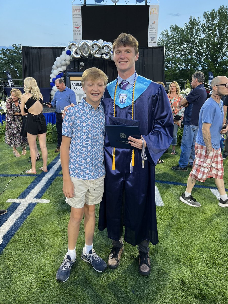 Anderson County High School Class of 2023:
Summa Cum Laude
30+ Club
NHS VP
Football State Champion
Basketball District Tournament Champion
Mav4Life
Tate Addison Russell <a href="/taterussell_/">Tate Russell</a>