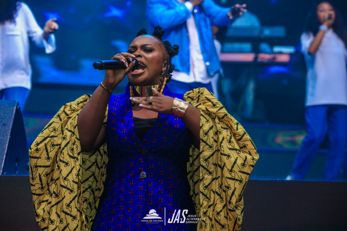 HOTRphc's tweet photo. Also making her first appearance in House on the Rock, PortHarcourt and JAS is the African Gospel Queen @yoyomichaels blessing us during JAS with her energetic, unique and Afrocentric sound.
#JAS
#TheJesusAlternativeService
#HouseOnTheRockPortHarcourt https://t.co/eOhfS1mVaE
