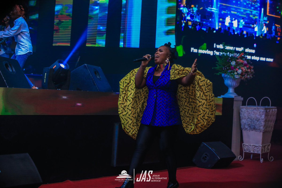 HOTRphc's tweet photo. Also making her first appearance in House on the Rock, PortHarcourt and JAS is the African Gospel Queen @yoyomichaels blessing us during JAS with her energetic, unique and Afrocentric sound.
#JAS
#TheJesusAlternativeService
#HouseOnTheRockPortHarcourt https://t.co/eOhfS1mVaE