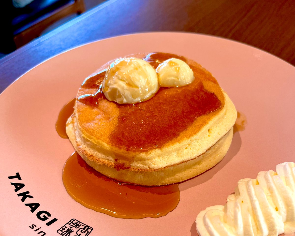 関西コミティアから帰ってきて、遅めのおやつタイム😊