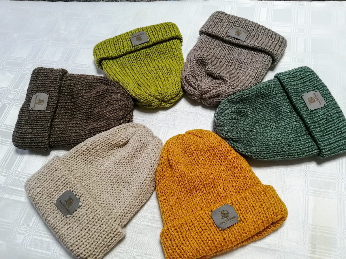 Shipa_Online's tweet photo. A Must Have this winter is a chunky knit Tumy_handmades Beanies in vibrant colors and a faux leather patch.They’ll surely keep you warm,stand head and shoulders above the rest in the style stakes.
They’re available in store for M150 Each.
#tsawinter #tsoarastyle #tumyhandmades https://t.co/GWBrhoN5IC