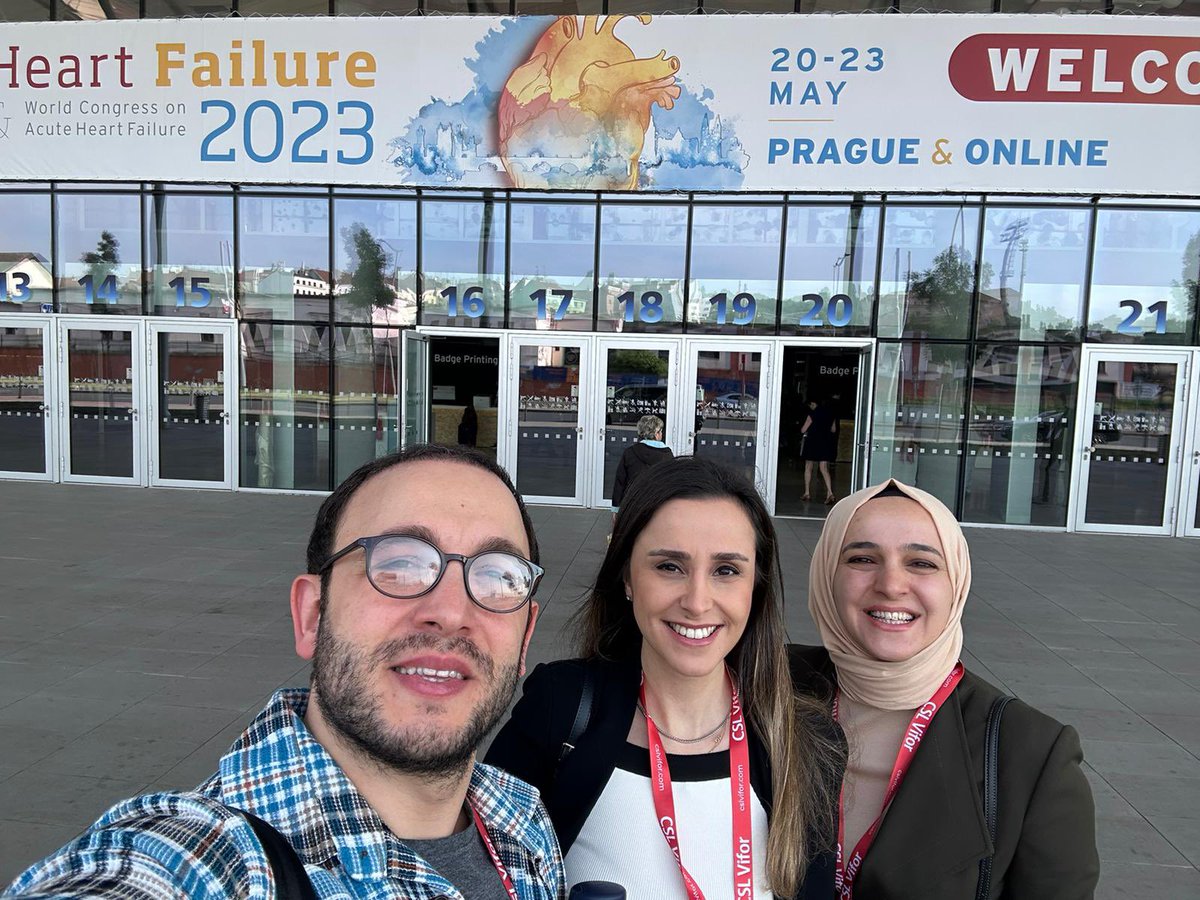 #day2 #HeartFailure2023 
We find our heart in Prague 🤣🤣
<a href="/duygugencMD/">Duygu Genç</a> <a href="/yildiz__ufuk/">Ufuk YILDIZ</a>