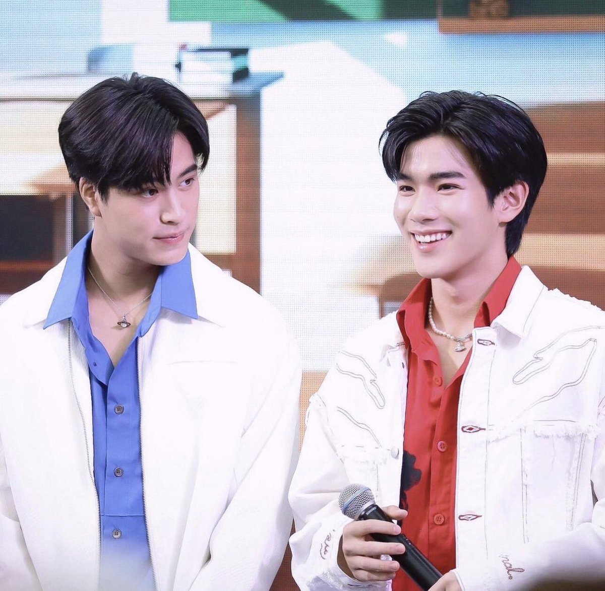 Geminint_family's tweet photo. ♊️ IG Update | new_jedsada

🫶🏻🤍💙❤️
#OMOMeetAndReleasexGF

@gemini_ti 
#Gemini_NT #เจมีไนน์ https://t.co/H2GccCwN1N