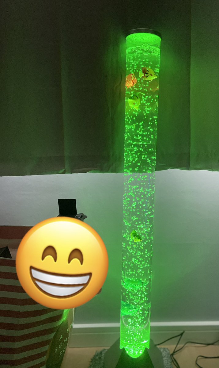 FASDWarriorGirl's tweet photo. This is, how I as a Neurodivergent person like to relax in the morning, just after getting out of bed. #bubbletube #sensoryissues #SensoryExperience #sensorylighting #sensoryitems #SendHelp #SEND #HiddenDisability #FASD #disabilityinclusion #DisabilityTwitter #DisabledRights https://t.co/yK5tY0Yt8g