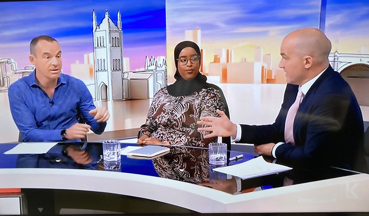politicsastar's tweet image. Martin Lewis, nether a politician or an interviewer, is the best person on this programme - showing Laura how to hold politicians to account👏🤦‍♂️

Presumably it’ll be a long while before he’s invited back 

#bbclaurak #MartinLewis