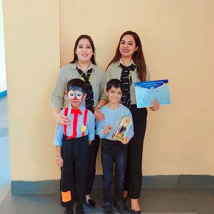 shipsgoraya's tweet photo. In a dazzling display of creativity and talent, Mridul Garg, a student of grade II, emerged as the champion of the prestigious Sahodaya Fancy Dress Competition by bagging Second Prize.The competition was held at CT World School Jalandhar.
#smartbulb #SDGs #sdg7 https://t.co/zWqkyaxKgd