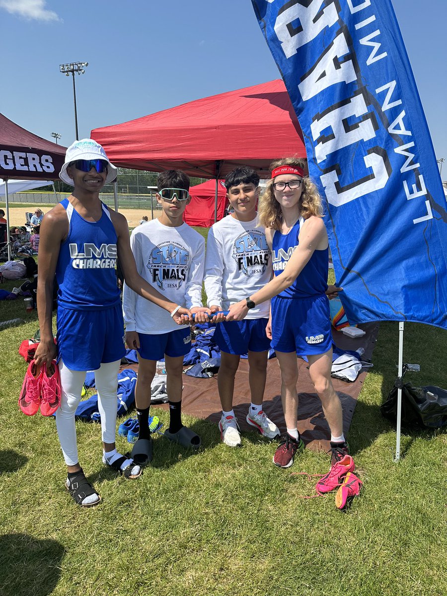 lms_cc_track's tweet image. So incredibly proud of these Chargers and all they have accomplished at the IESA State Finals!
9 State Qualifiers 📣
2 Medals 🏅🏅
3 School Records-800, 200, 4x100 
4 PRs ⭐️⭐️⭐️⭐️ 

Charger Nation is pumped!! ⚡️💙
@D33Leman @WeGoD33 @OsoAyala33 @WeGoAthletics