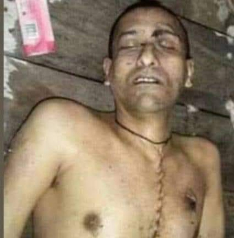 رياستي ادارن جي ٽارچر سیلن ۾ اسان کي ڪنهن به مالڪي جي ضرورت ناهي ڇو ته اتي اسان جي مالڪي سائين جي ايم سيد جي آزاديءَ جو فڪر ۽ ڪهاڙي وارو ڦڙڪندڙ ڳاڙهو جهنڊو اسان جي مالڪي ڪندو آهي ''
 ڪمانڊر شهيد مظفر ڀٽو !! 
#TributeToShaheedMuzafarBhutto