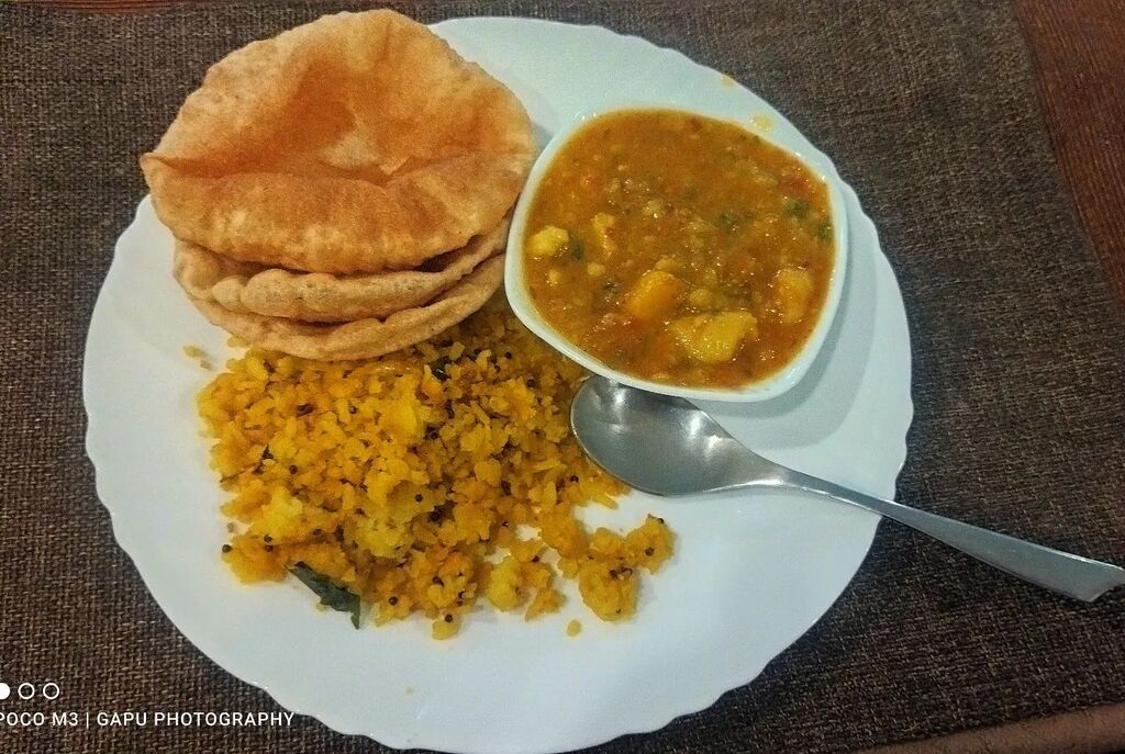 Sunday morning breakfast.

#FoodieOdia #OdiaFood #therawtextures #feedfeed #nomnom24x7 #nomnomnom #foodiesofbhubaneswar #bangalorefood #bengalifood #northindianfood #delhifood #chennaifood #mumbaifoodie #instafoodie #foodiesofindia #platinggoals #walkwithindia #nonvegetarian…