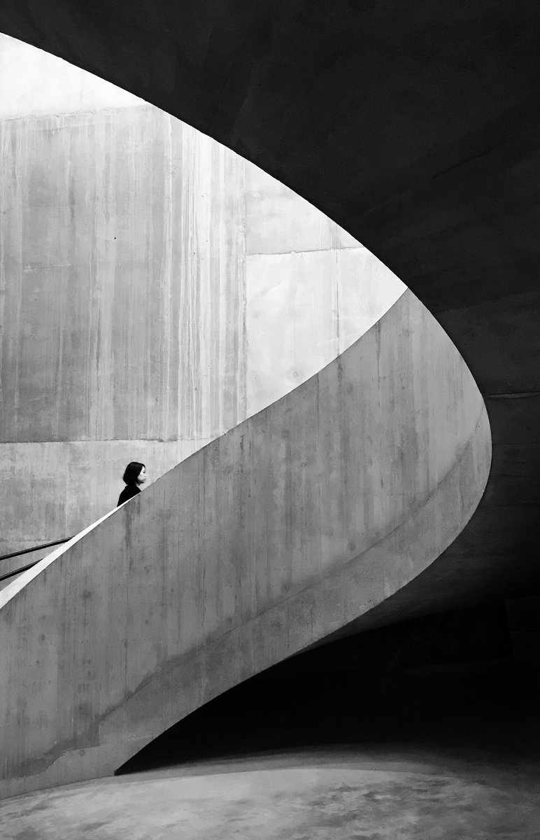 𝘔𝘢𝘳𝘬 𝘍𝘦𝘢𝘳𝘯𝘭𝘦𝘺