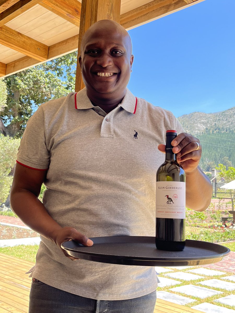 Elea03's tweet photo. @LebohangWrites Beautiful space with amazing views and welcoming crew. Love their bubbles and they have the most wonderful olive oil ever! @KleinGoederust https://t.co/tlsamq1IYT