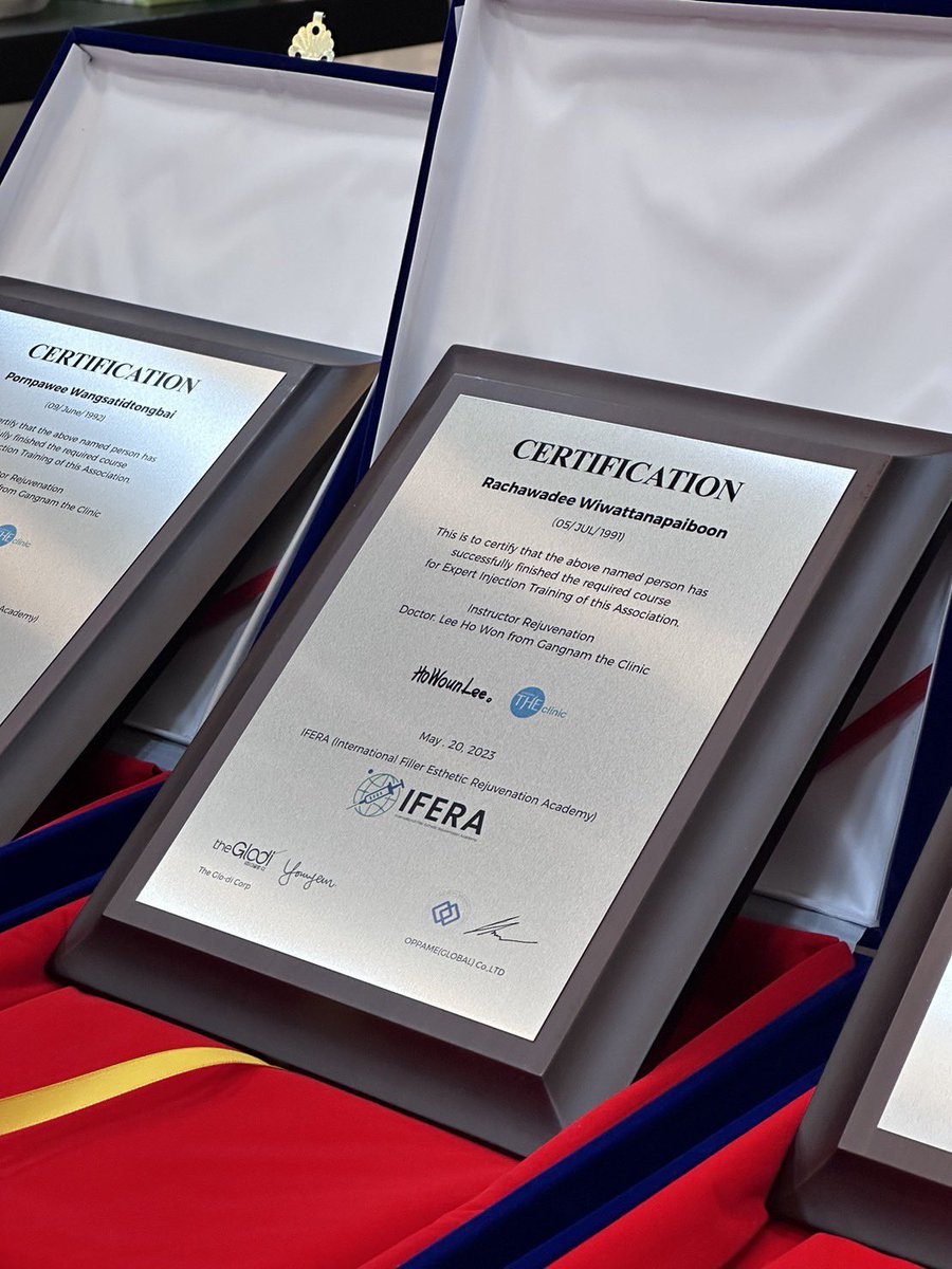 khunkim_ceo's tweet image. Oppa Me ร่วมกับ สมาคมฟิลเลอร์แห่งประเทศเกาหลีใต้ และ IFERA และ The Glodi เทรนนิ่งแพทย์จากประเทศไทย 

แพทย์ไทยและทั่วโลกจะมีแหล่งการเรียนรู้ และแบ่งปันประสบการณ์ และสร้างคอมมูนิตี้สำหรับแพทย์ ผ่านแอพพลิเคชั่นเร็วๆนี้
#oppame #academy #ศัลยกรรมเกาหลี
oppamedoctoracademy.com