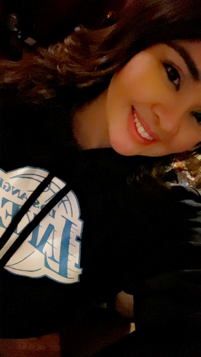 DeezieBaby's tweet image. At least I’m a little cute 🙃