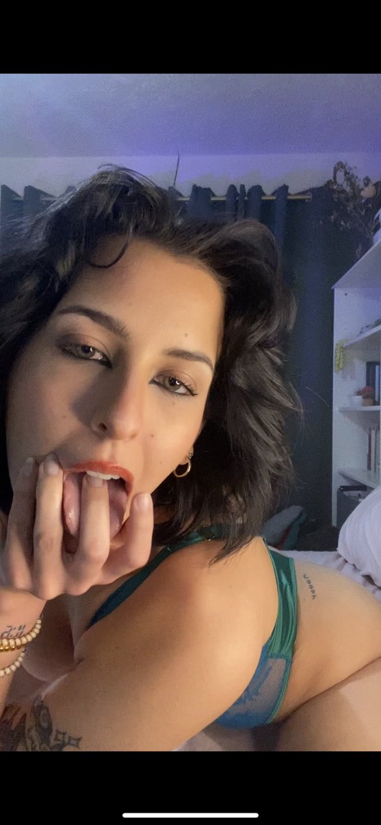 Lydia__Alvarez's tweet photo. rt if you’d let me deep throat it. i like it sloppy 🤤
#nsfw #nsfwtwt https://t.co/ZgeuuEg6yx