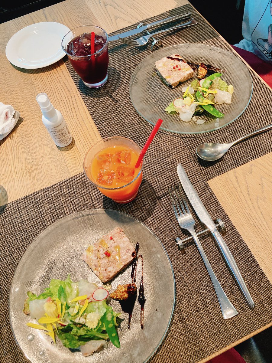 NeetottA's tweet photo. お昼ご飯を求めてウロウロしてたらたまたま一席キャンセルあって入れたお店。
美味しかった！ https://t.co/OALPgzWemy