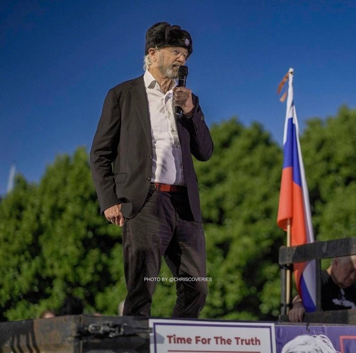 inertiahistory on Twitter: "RT @SancoPansa5: Таткото на Асанж, на ...