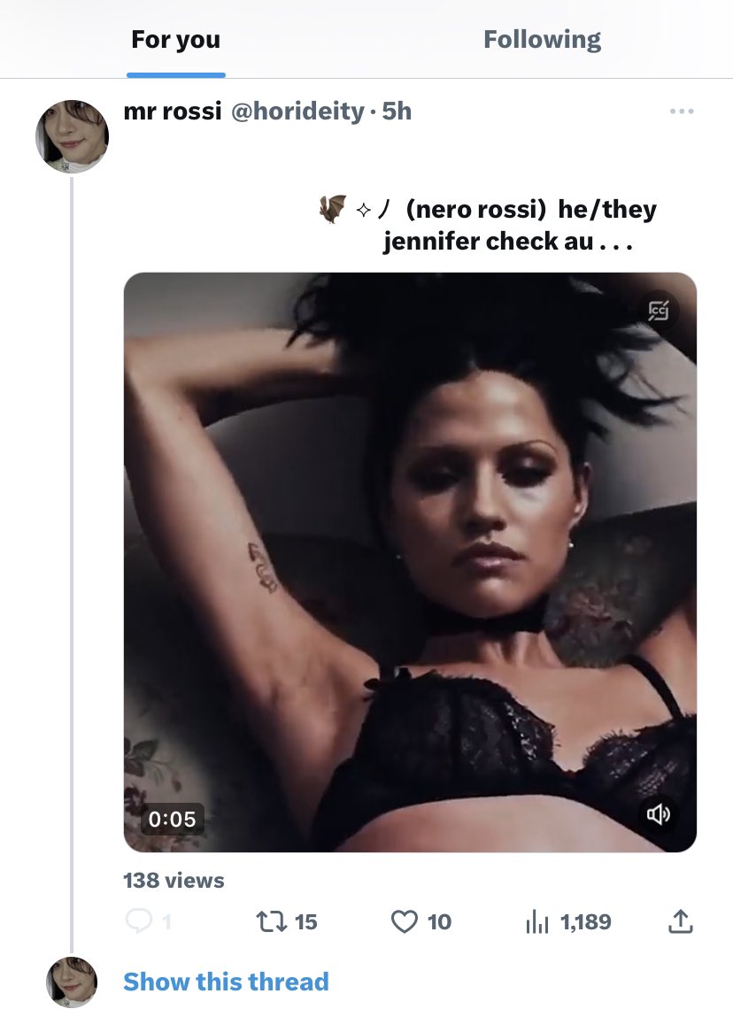 vamptuary's tweet photo. now why would twitter put this bs onto my tl 😦 https://t.co/8b4mWlkmdp