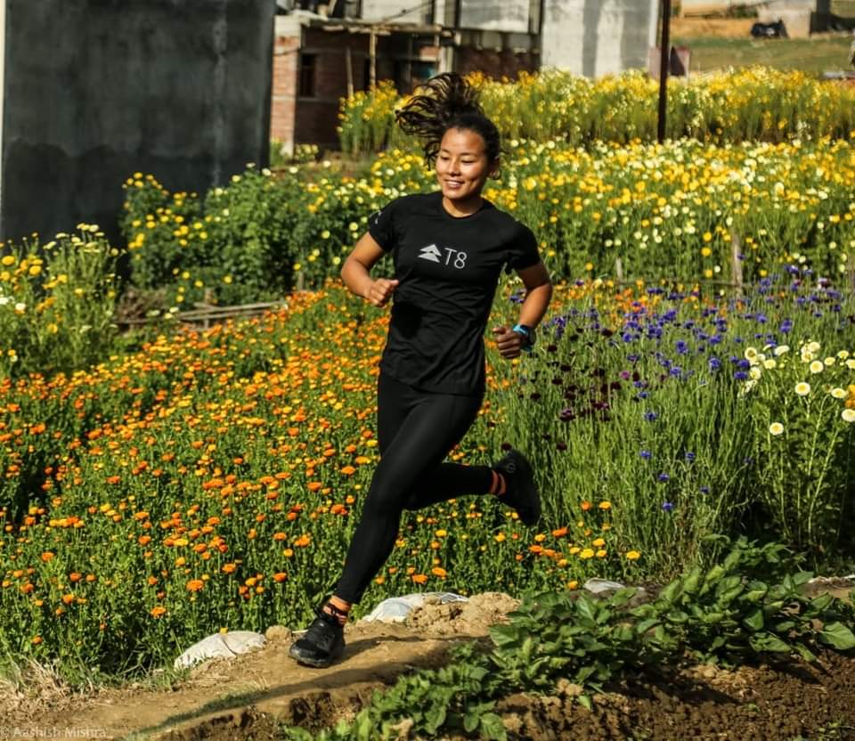 RONBupdates's tweet photo. Achievement: Nepali Ultra Runner/Climber Rashila Tamang wins first position in Women's 50 KMs race of Asia Trail Master, Malaysia. ❤️🇳🇵 #Congrats

Pic. Aashish Mishra https://t.co/VzsjDDEkq9