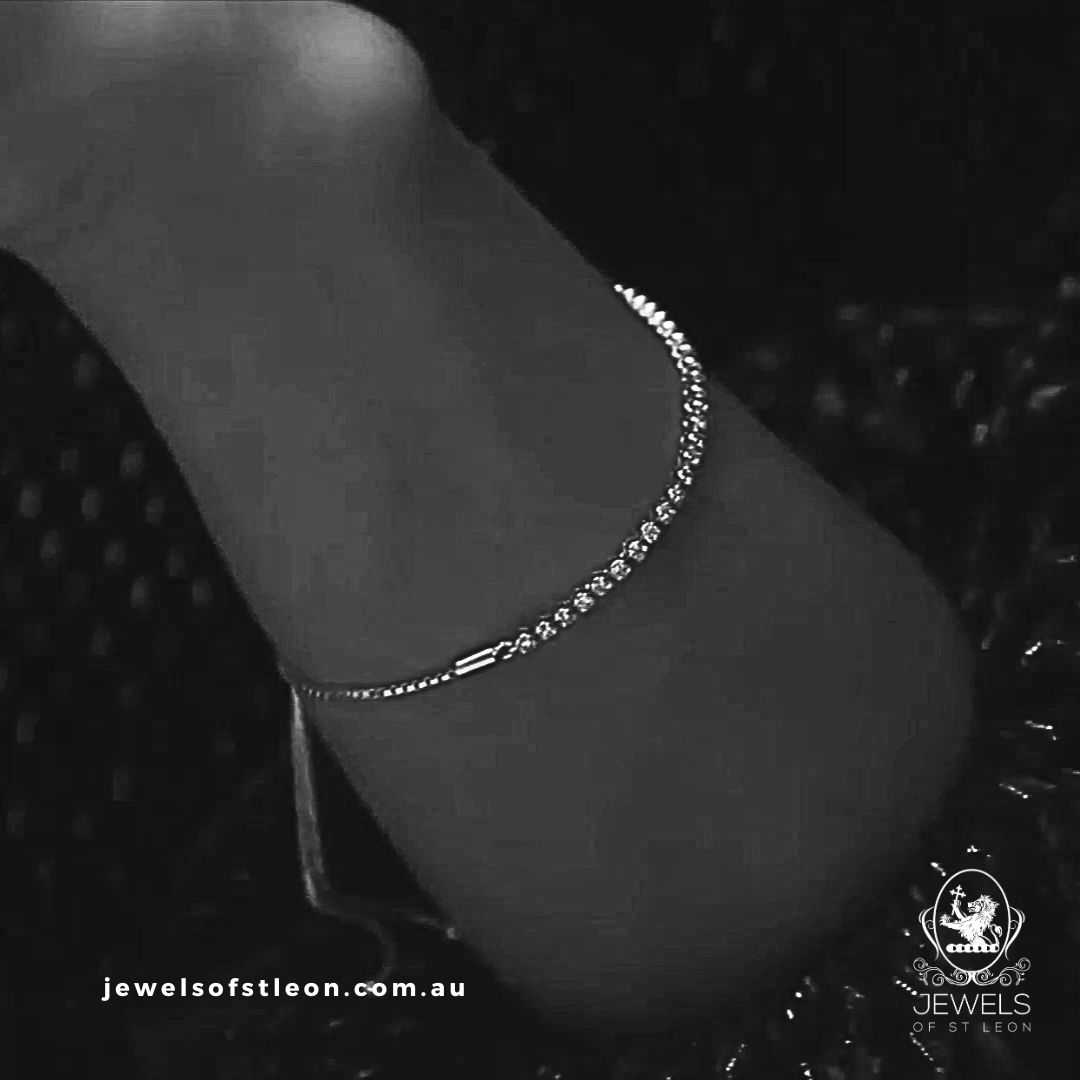 Bracelets: Add some sparkle to your wrist with our beautiful bracelets! From delicate to bold, we have something for everyone. #Bracelets #Sparkle #ArmCandy #fashion #style #bling #diamondbracelet

jewelsofstleon.com.au/collections/br…