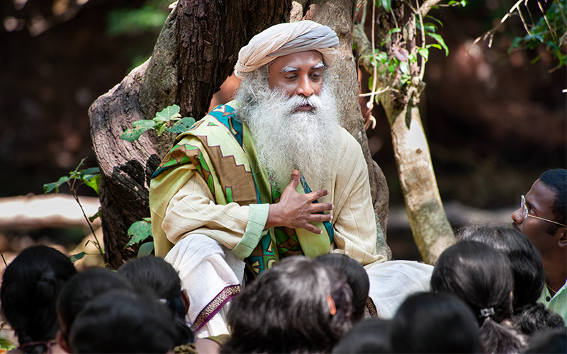 ishafoundation's tweet photo. Only when you do not Know Yourself, do other people's opinions become important. #SadhguruQuotes https://t.co/MQLbNQ7LVE