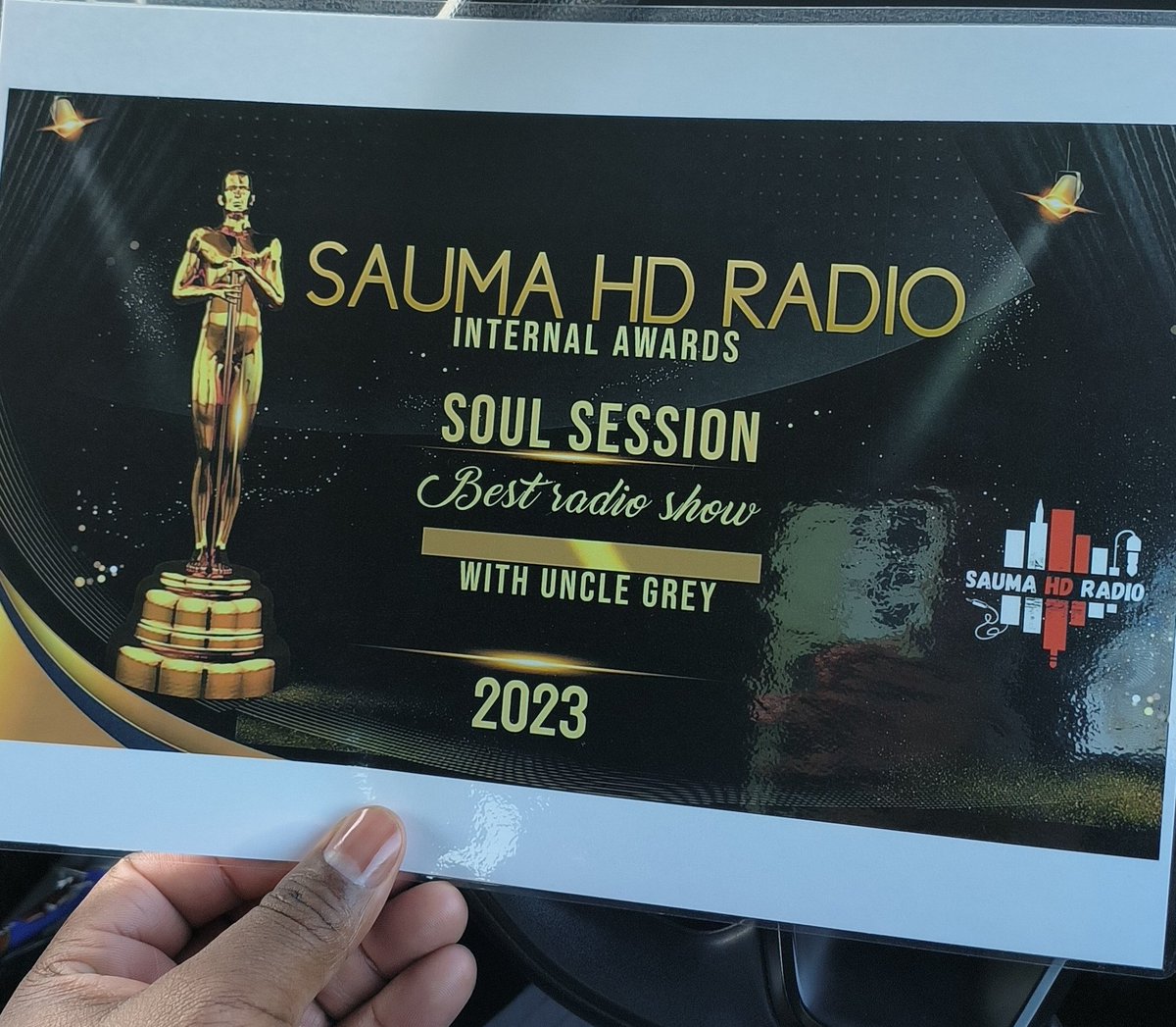 Vusi_Dhlozi's tweet image. Have you ghosted or been ghosted before 🤔? Please share your thoughts &amp;amp; we'll read them live on Radio saumahdrafio.co.za. #SoulSession 12-3 today with your uncle 🎙️🎧🎛️.