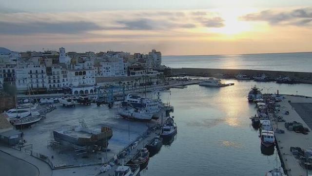 ☀️ BON DIA l'#AmetlladeMar 🌡️ 15 ºC | 💧 60 % ESCOLTA'NS ▶️ bit.ly/2TuehXx