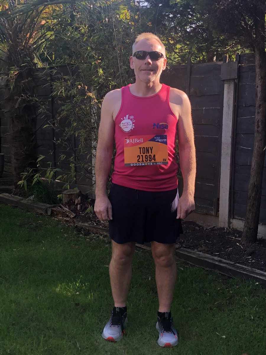 #Racedayready- MCR 1/2 ready. Running for Christie’s.  @MADLcharity @lee_westwood99 @NisaRetail