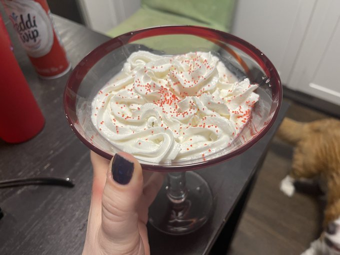 Birthday cake martinis and horror movies 🥰 https://t.co/FT8WtMj5zJ<a href="/tag/newprofilepic"class="tags"><span>#newprofilepic</span></a>