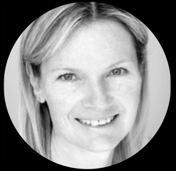 MarchWeybridge's tweet photo. Happy 9th Workiversary Julia! 🎉
We’re so grateful for everything you have done over the past nine years. You’ve brought your expertise and enthusiasm to the team and it’s been such a pleasure to work with you. #workiversary #9yearsofservice #MarchThisWay https://t.co/cNlwfEXxMa
