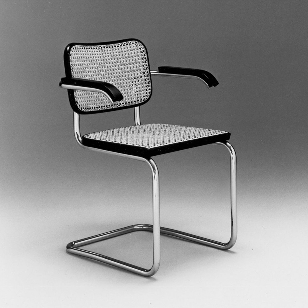 #OnThisDay in 1902 modernist architect &amp; designer Marcel Breuer was born.

A simple design with subtle curves &amp; wicker caning in place of thick upholstery, Breuer’s Cesca Chair (c.1928) is widely regarded as one of the most forward-thinking designs of the 20th century.