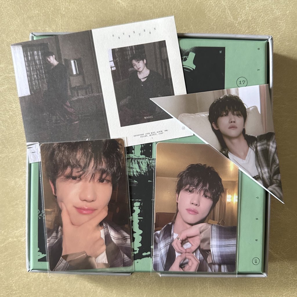 PopKZHub's tweet photo. WTS LFB • #PopKZHubentables
ON HAND &amp; Ready to ship

Unsealed FML Fallen, Misfit, Lost
Complete inclusions
Minghao PC set + bookmark
Woozi sticker

₱850 ~ 1 week DOP
₱800 ~ PAYO

MOP: GCash / Maya
🚚 SCO / J&amp;T / Flash / SDD
📍 Las Piñas / BGC

🏷️ seventeen svt the8 https://t.co/5xakOspvjw