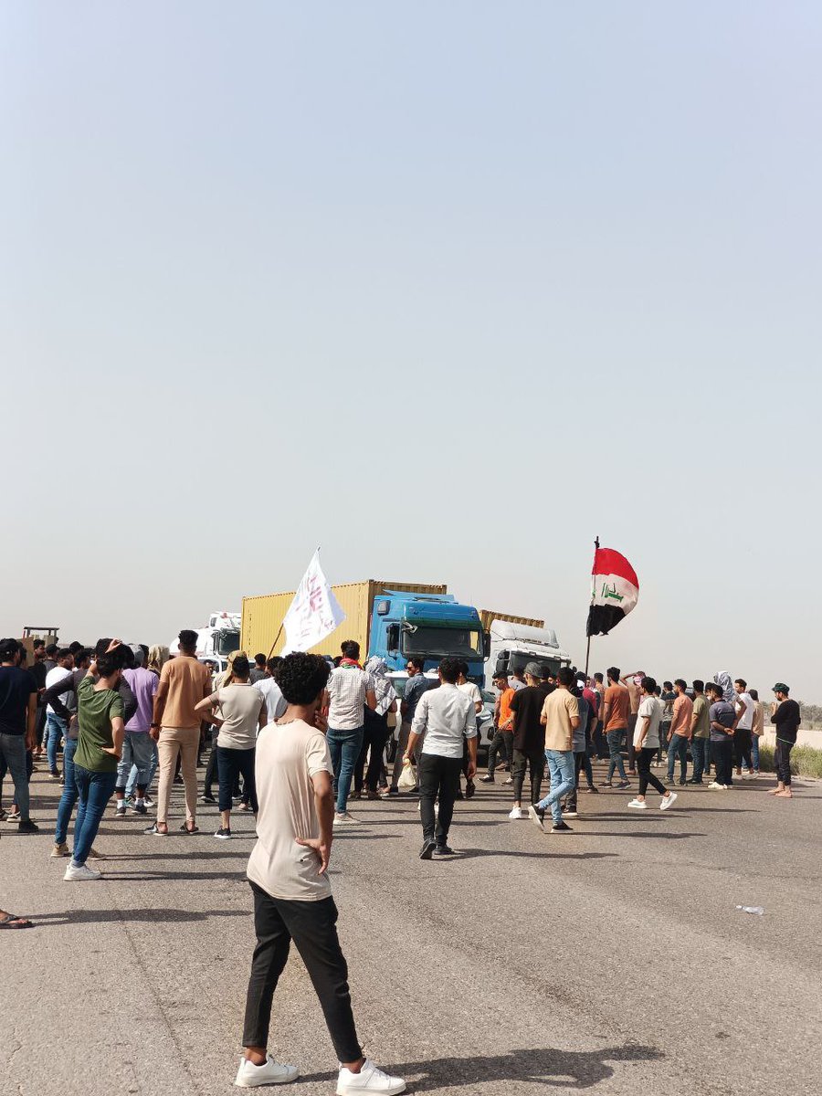 منع المتظاهرين( الخريجين التربويين والاداريين)  السلميين من الدخول الى بغداد مخالفة للقانون والدستور
ولن يزيدنا الا اصرار وعزيمة
سيرا على الاقدام ،،،، !!!
<a href="/IraqiPMO/">المكتب الإعلامي لرئيس الوزراء 🇮🇶</a> 
<a href="/iraqmedianet/">شبكة الإعلام العراقي</a> 
<a href="/mohamedshia/">محمد شياع السوداني</a>