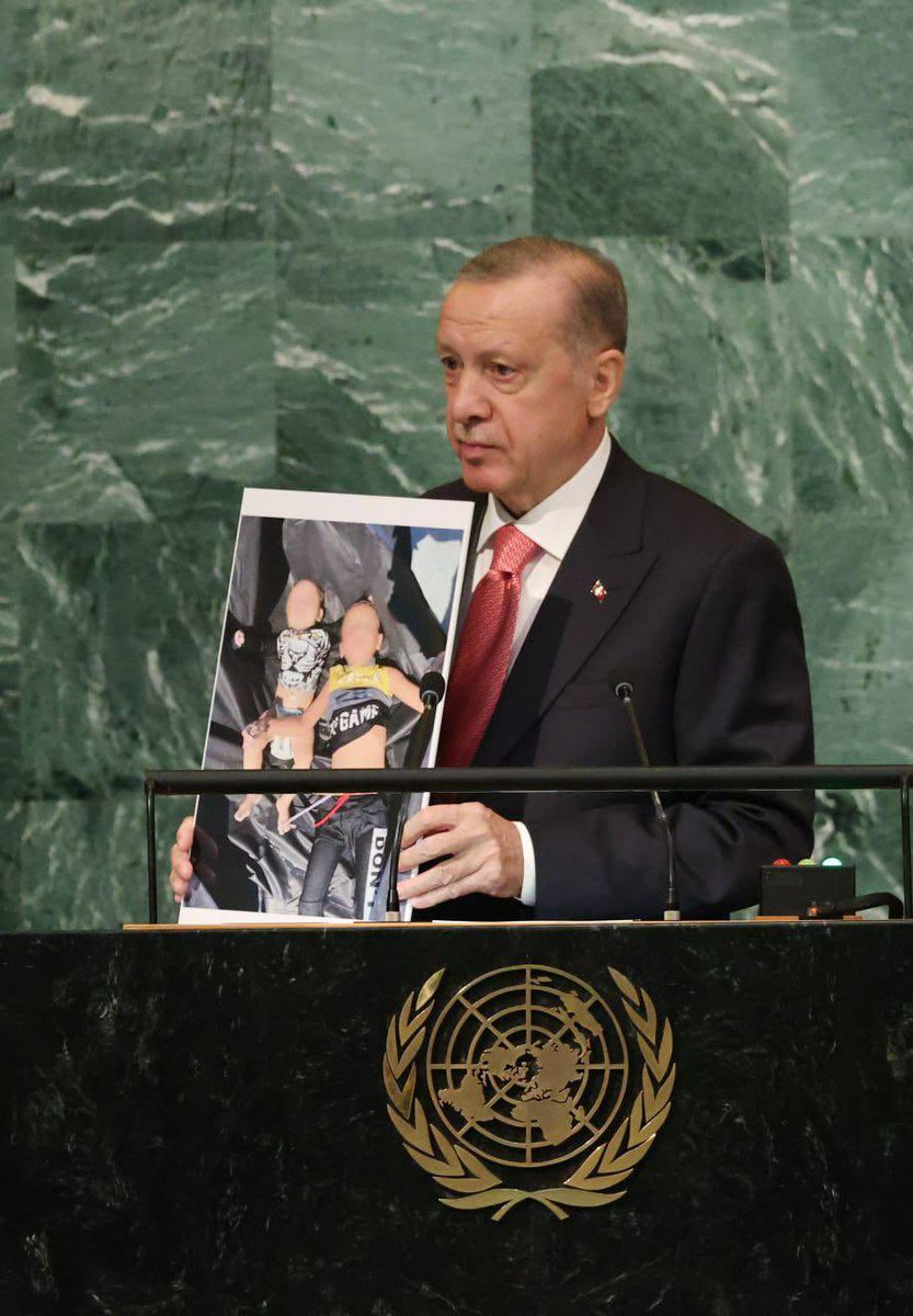 avkilicaslan's tweet photo. Türkiye, kriz yönetiminde dünyanın ayakta alkışladığı bir süreci yaşıyor.

Güçlü Lider, Güçlü Diplomasi🇹🇷

@RTErdogan #OyumErdoğana https://t.co/gxbVgPLZkA