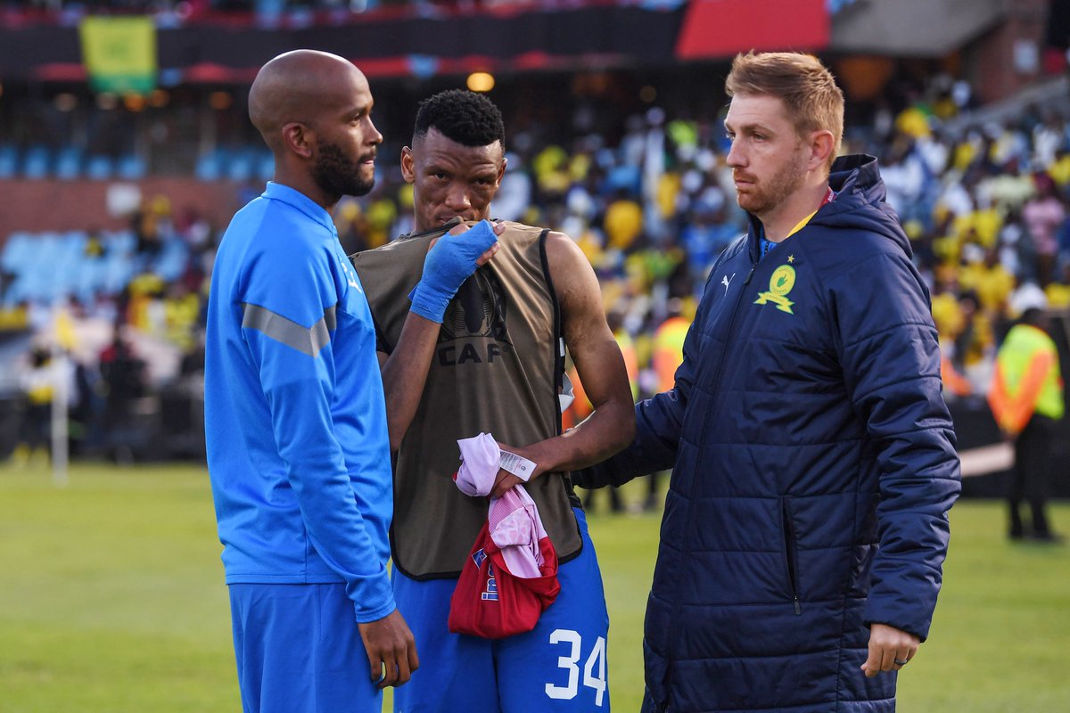 A sombre Rulani Mokwena shared words of reassurance to the under-fire Mothobi Mvala after the defender's costly own goal sent Mamelodi Sundowns crashing out of the CAF Champions League. #SLSiya

Read more ▶️ tinyurl.com/hhhd8r63