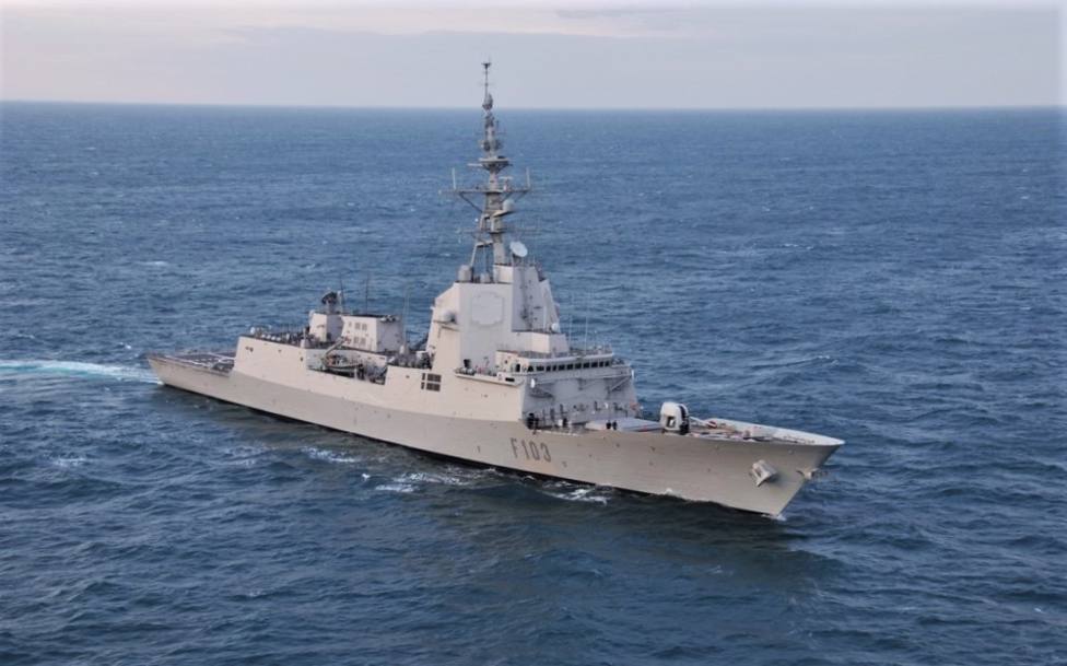 USembassyMadrid's tweet image. ¡Increíbles imágenes de la tripulación de 🇪🇸ESPS Blas de Lezo de @Armada_esp en el ejercicio multilateral #FormidableShield23!🛡️ ⚓️ Descubre la fuerza y destreza de esta fragata española en acción. #ESPSBlasdeLezo  💪🌊🇩🇰🇫🇷🇮🇹🇳🇱🇳🇴🇪🇸🇬🇧🇺🇸 ow.ly/IAij50Os8j8