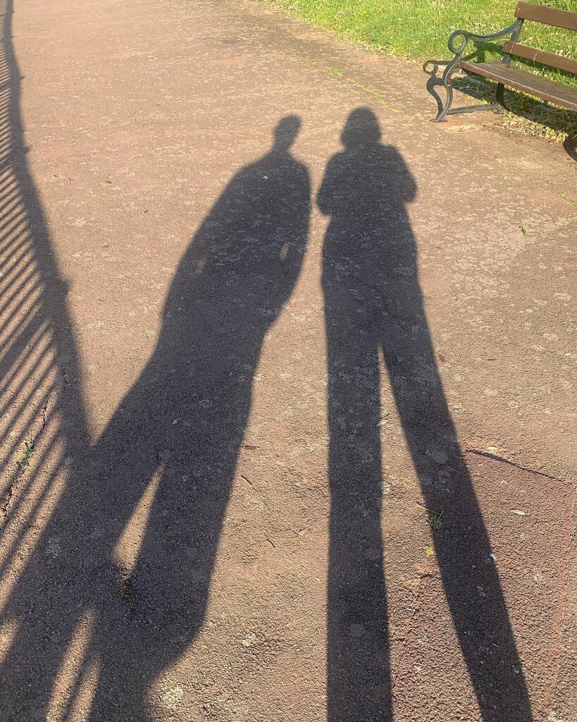 Michelleshandc's tweet photo. Good morning, hope you are enjoying your weekend. We took Margot, our black lab to the beach for a walk, it’s lovely walking through the sand and it’s her favourite place to walk. It looks like it’s going to be a beautiful sunny day. My plans for today, … https://t.co/LrYthkTg8P https://t.co/YWswBe7vae