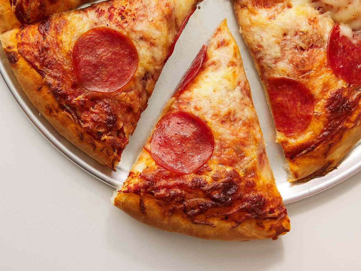 drkasenene's tweet photo. Common foods you and your kids should limit/avoid for better health

1. Sugar
2. Soda, sweets, sugary drinks
3. White bread 
4  Margarine
5. Sausages
6. Deep fried foods like crisps, fried chips, chicken
7. Refined wheat -pizza, chapati, biscuits
8. Refined cereals e.g Cornflakes https://t.co/Adz3HpvZqN