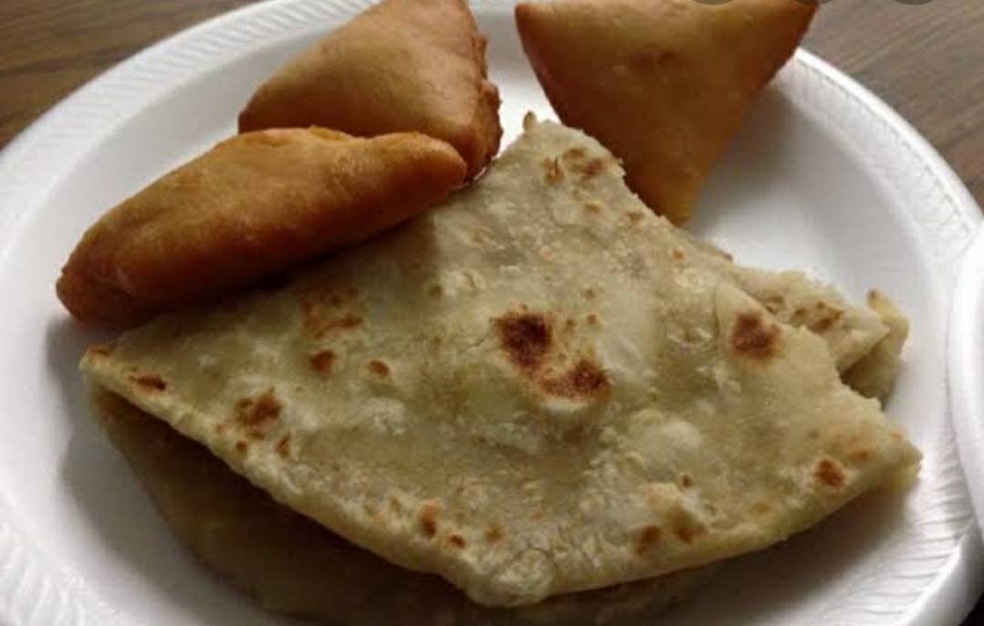 drkasenene's tweet photo. Common foods you and your kids should limit/avoid for better health

1. Sugar
2. Soda, sweets, sugary drinks
3. White bread 
4  Margarine
5. Sausages
6. Deep fried foods like crisps, fried chips, chicken
7. Refined wheat -pizza, chapati, biscuits
8. Refined cereals e.g Cornflakes https://t.co/Adz3HpvZqN