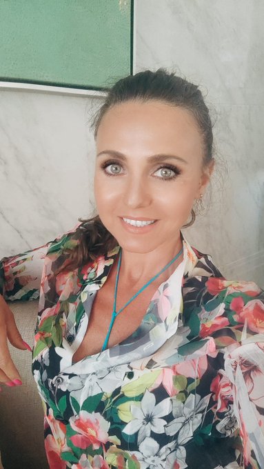 #buonadomenica #sundaymorning #abudhabi #silviabianco #vegangirl #abudhabilife 😽🌞🇦🇪 https://t.co/DTF<a href="/tag/buonadomenica"class="tags">#buonadomenica</a><a href="/tag/sundaymorning"class="tags">#sundaymorning</a><a href="/tag/abudhabi"class="tags">#abudhabi</a><a href="/tag/silviabianco"class="tags">#silviabianco</a><a href="/tag/vegangirl"class="tags"><span>#vegangirl</span></a><a href="/tag/abudhabilife"class="tags"><span>#abudhabilife</span></a>